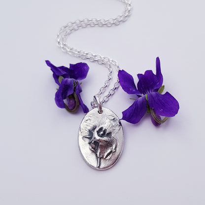 Sterling-silver-violet-flower-pendant-necklace-0