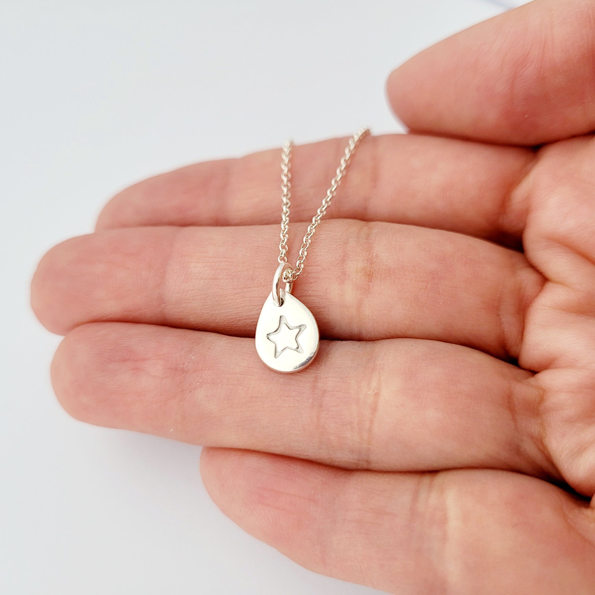 Sterling-silver-star-teardrop-pendant-necklace-3