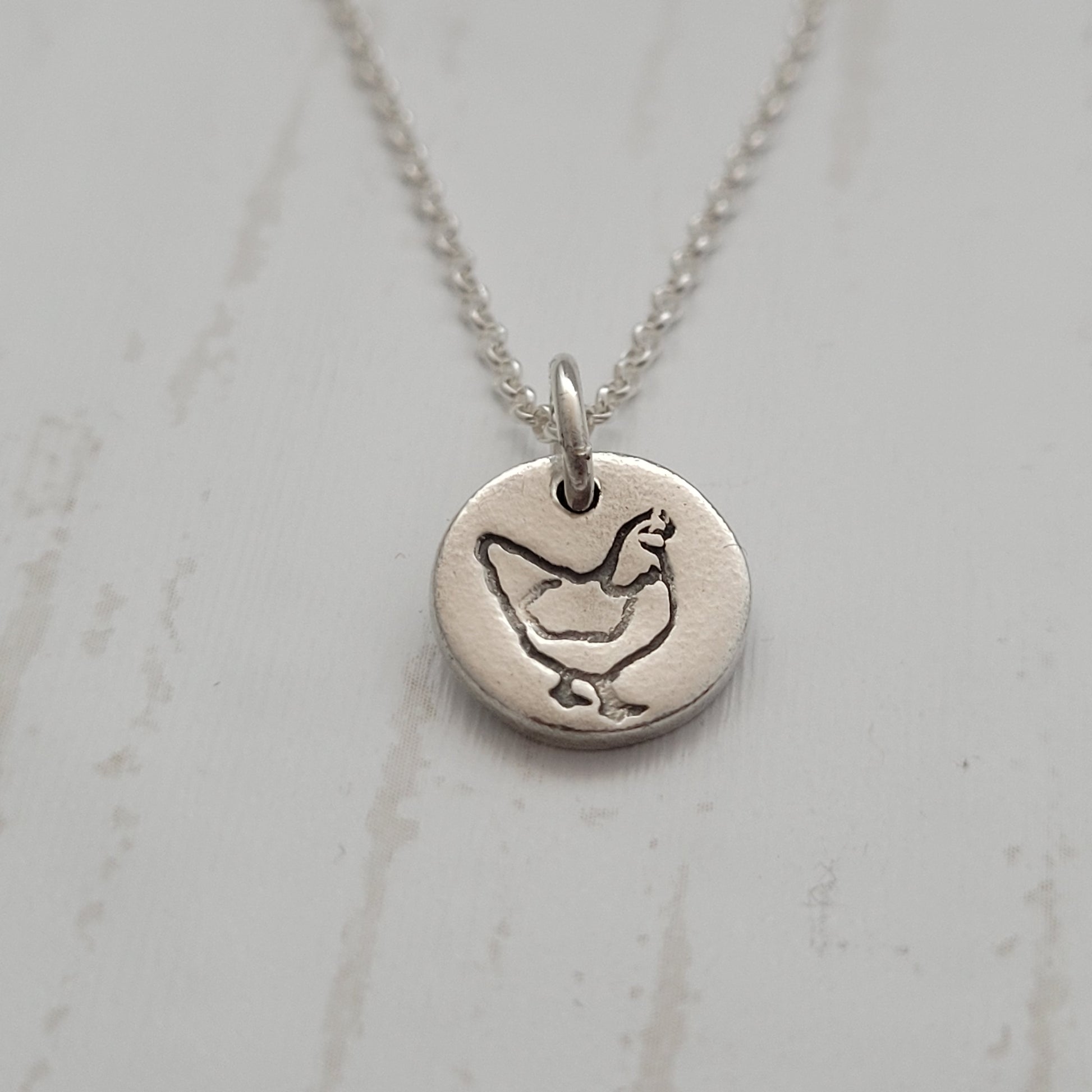 Sterling-silver-tiny-chicken-pendant-necklace-2