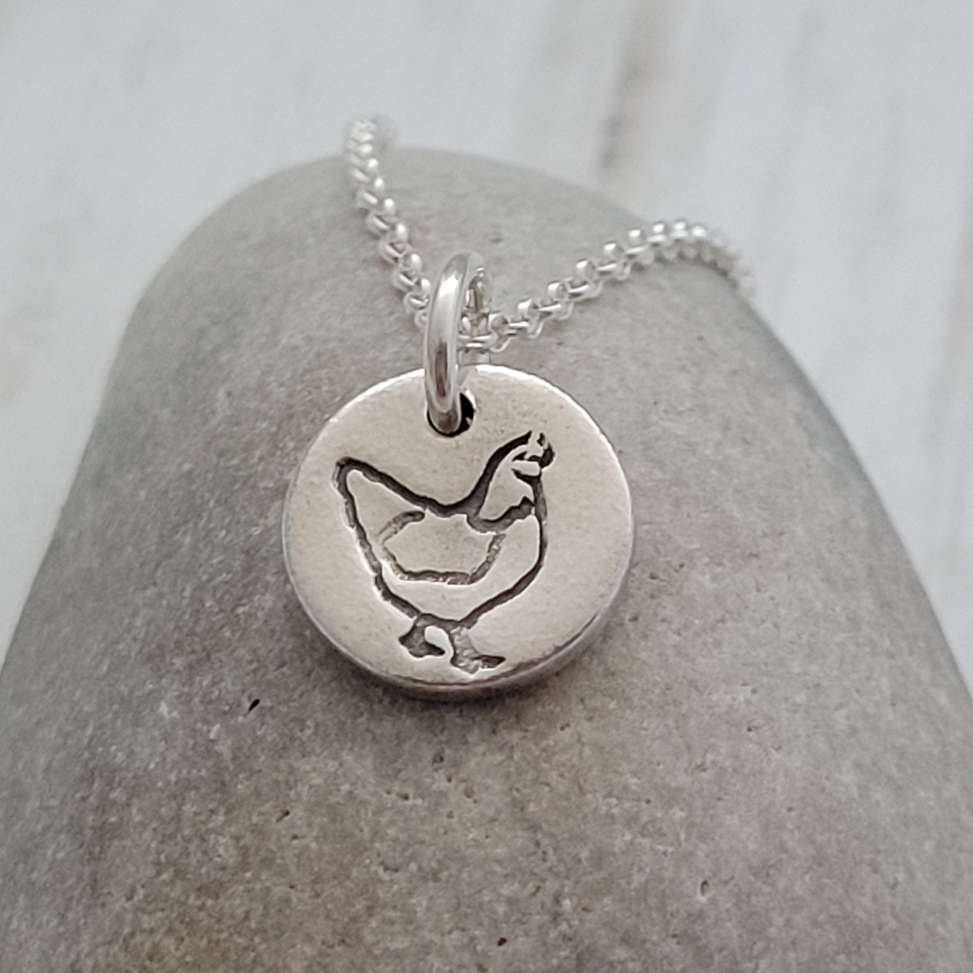 Sterling-silver-tiny-chicken-pendant-necklace-5