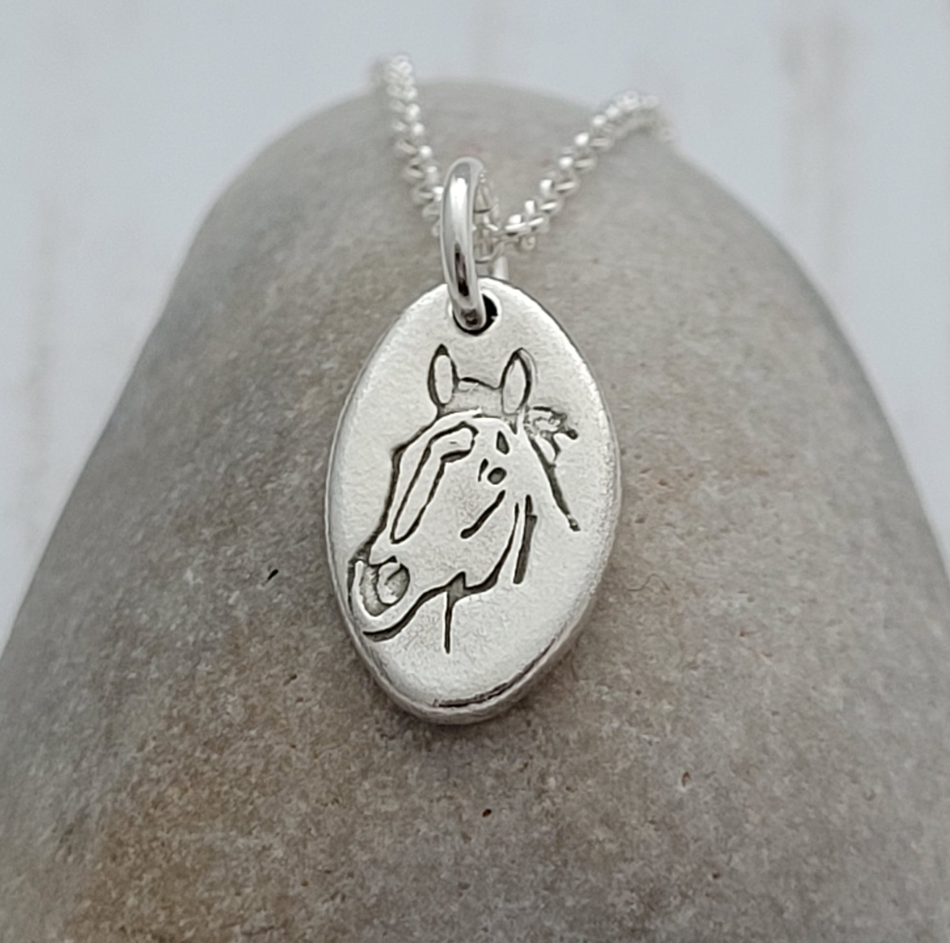 Sterling-silver-oval-horse-pendant-necklace-0