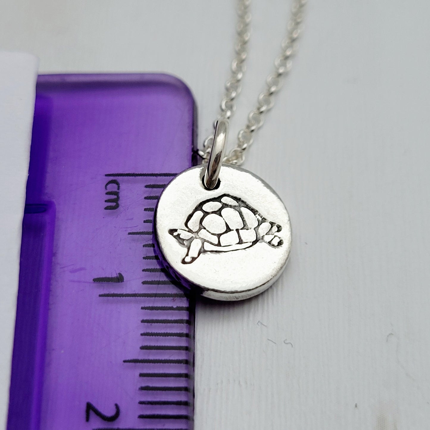 Sterling-silver-tortoise-pendant-necklace-7