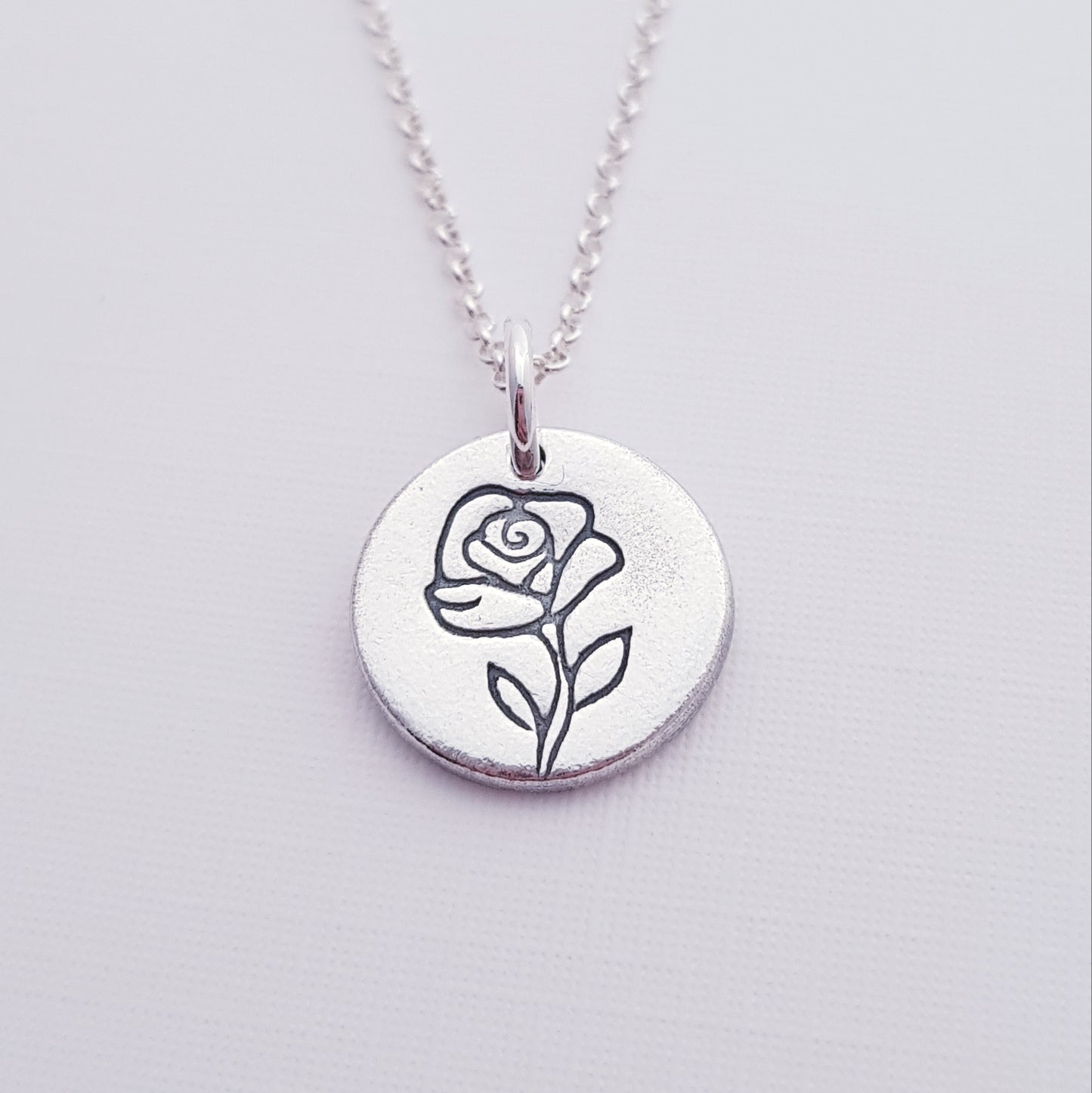 Sterling-Silver-Rose-Birth-Flower-June-Pendant-close-up