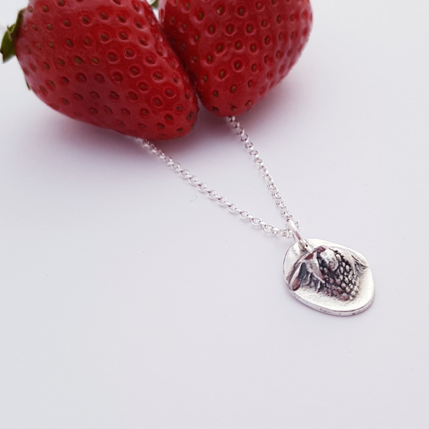 sterling-silver-real-strawberry-pendant-necklace-3