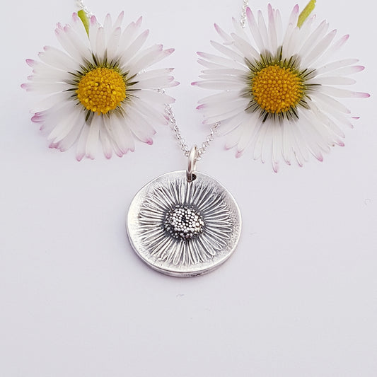 Sterling-silver-real-daisy-pendant-necklace-0