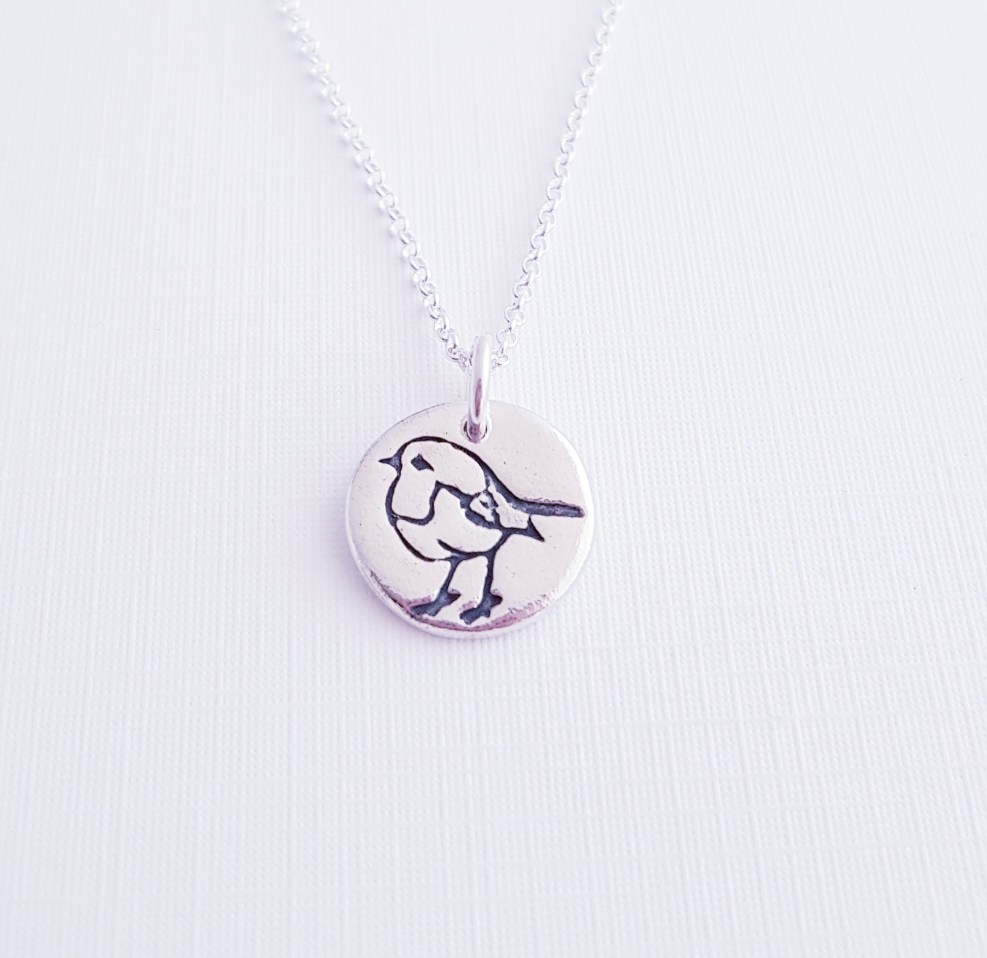 sterling-silver-mini-robin-pendant-necklace-0