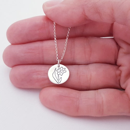 Sterling Silver Mini 1.3cm Daffodil March Birth Flower Pendant Necklace