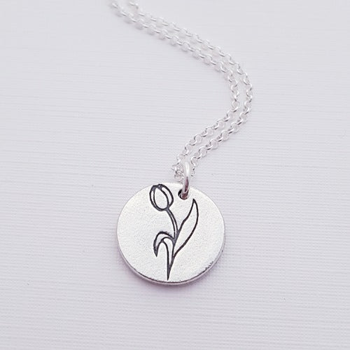 Sterling Silver Mini 1.3cm Tulip Spring Flower Pendant Necklace